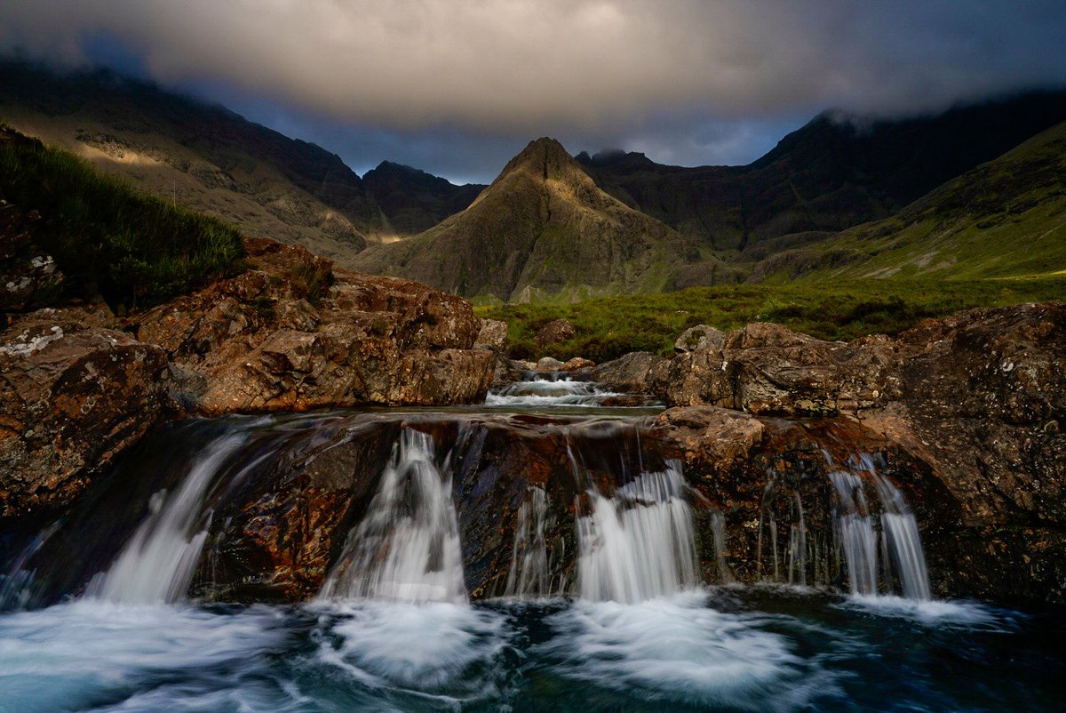 CHPhotography15's tweet photo. Next up on my YouTube before I Hit the mountains.
The Fairy pools, Isle of Skye. @YouTubeCreators #skye #fairypools #landscapephotography https://t.co/ERAxsHGh3A