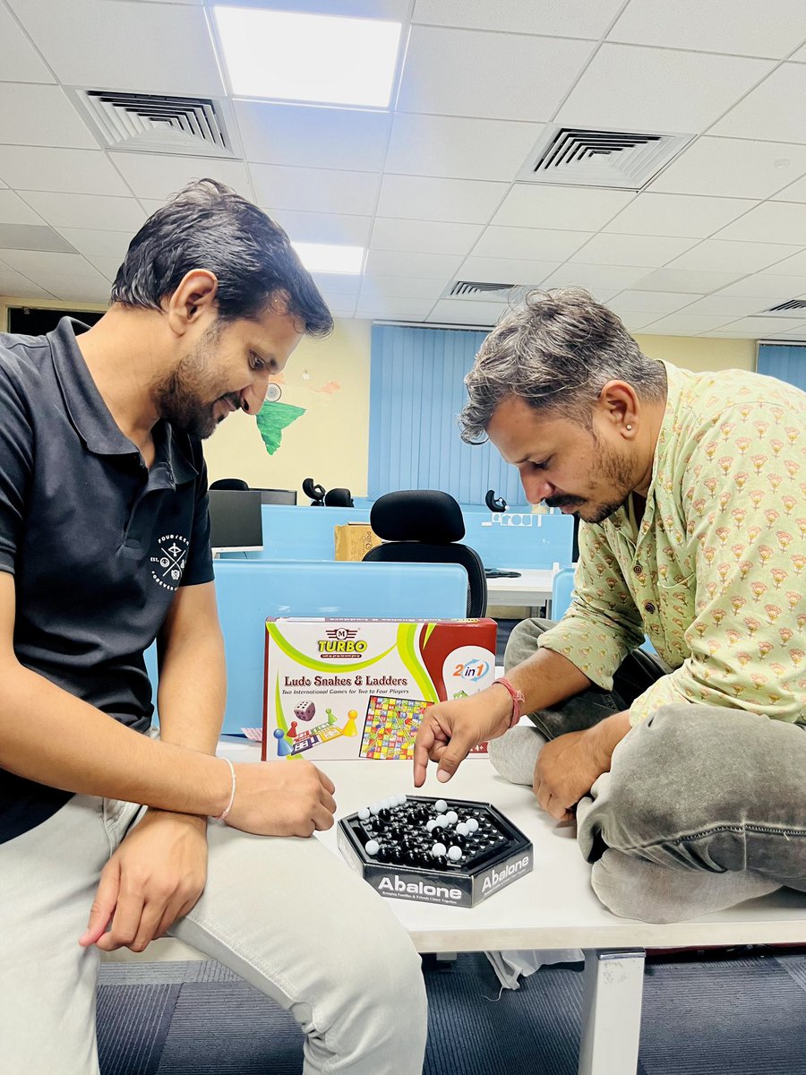 aurigait's tweet photo. Last night, our office transformed into a hub of fun, laughter, and unforgettable memories! From ice-breaking activities that helped our new joiners feel right at home to an array of board games and lively communication games, we had it all.
#AurigaGameNight #OfficeFun https://t.co/f9TZ84jaMH