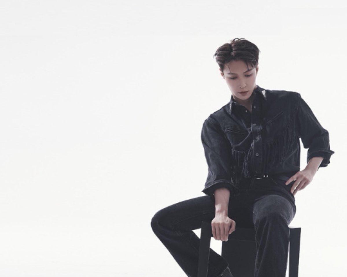 📱| 240702 <a href="/lay_studio/">Lay Zhang Studio</a> Redbook Update

New profile picture and header for July!

#LAY #LayZhang #Yixing #张艺兴 <a href="/layzhang/">Lay Zhang</a> <a href="/LAYZHANG_JP/">LAY ZHANG JAPAN OFFICIAL</a>