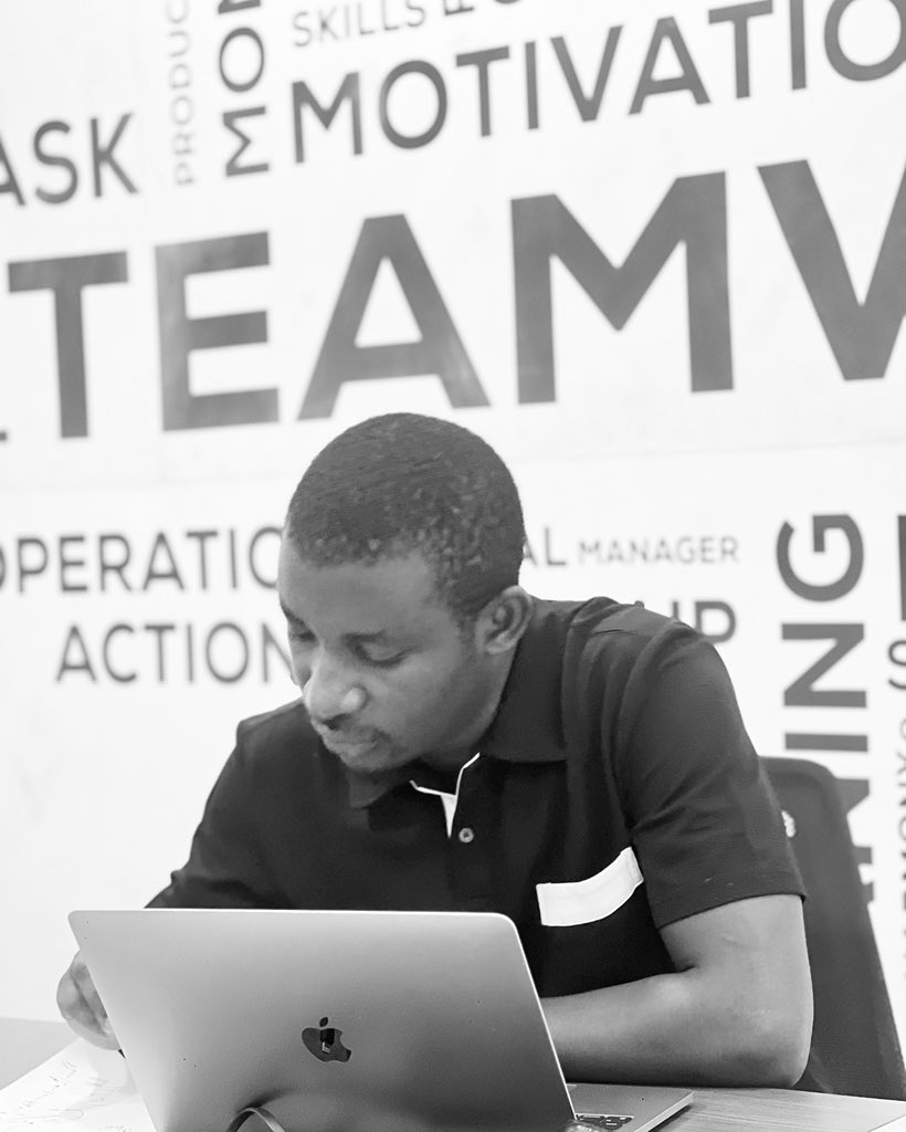 Theoladeledada's tweet image. If you want to learn a new tech skill and you don’t have a laptop. Post a picture of the type of laptop you want. Someone might help you. Goodluck