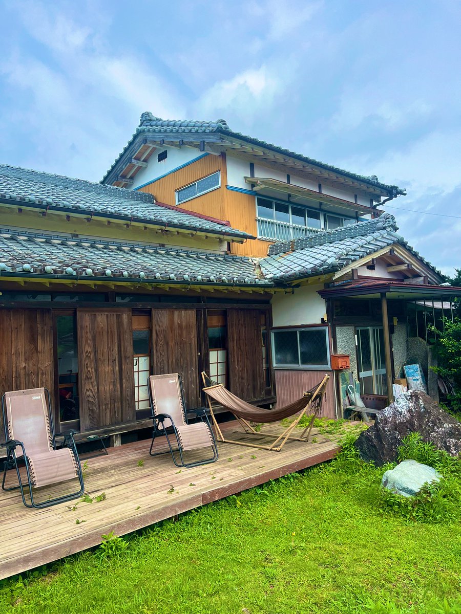 kp4_pnk's tweet photo. 千葉へサウナトリップ🧖‍♀️🚗

DIYのサウナ小屋は
瞑想がっつり入れちゃう
最適な暗さ。。。
ロウリュウの熱がしっかり
留まってくれるので
気持ちいいくらい汗かけて
樽水風呂がこれまた最適な温度
で、住める。。。

次回はお泊まりで
しきじオマージュの蒸しテント🧖‍♀️
入りたーーい🤤

#TAKIVILLAGELEPO https://t.co/wwuYk00Y4D