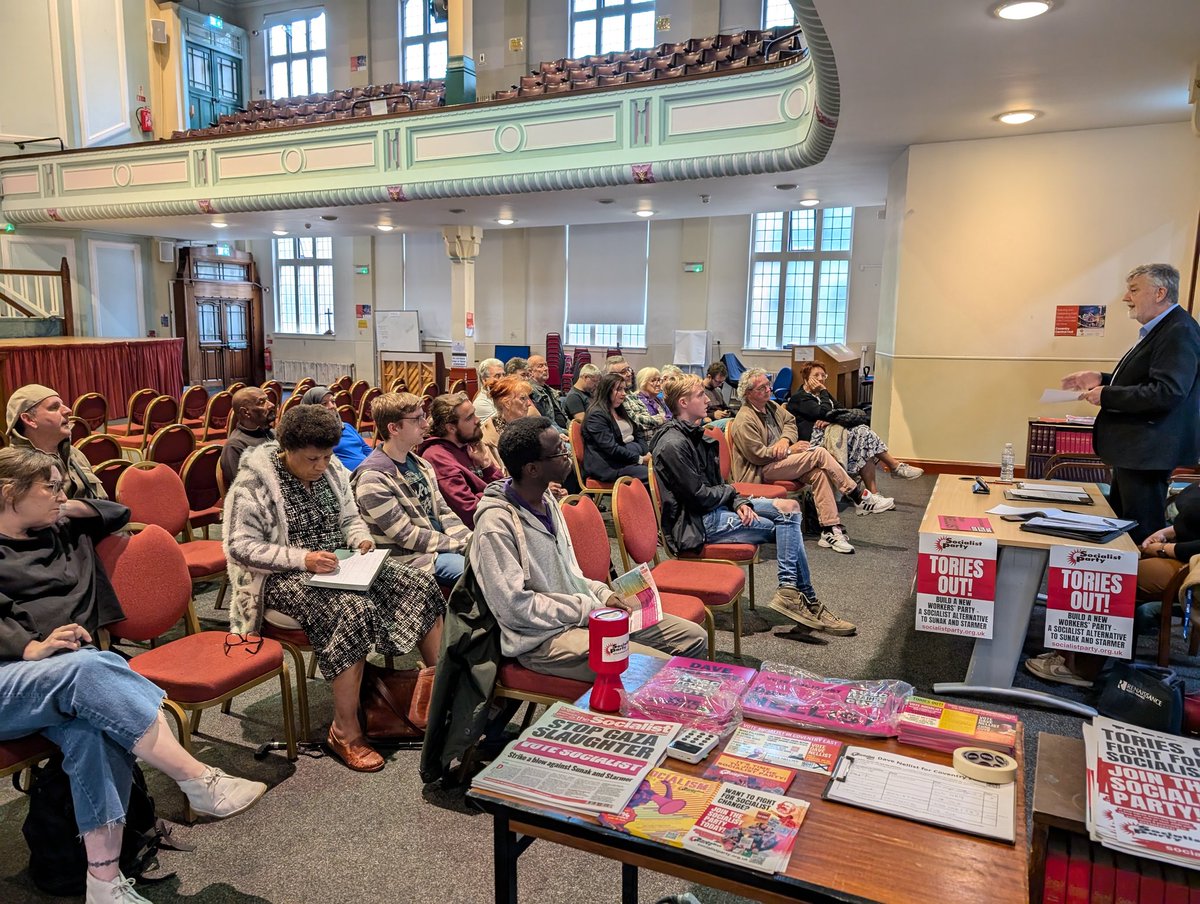janenellist1's tweet photo. Our 2nd #TUSC meeting of the election  in #Coventry last night with @davenellist. Excellent discussion with over 30 attending. It's clear, people are struggling and are desperate for change but none of the other parties standing in Coventry are offering that. Vote #TUSC https://t.co/1K0wWd8W6T