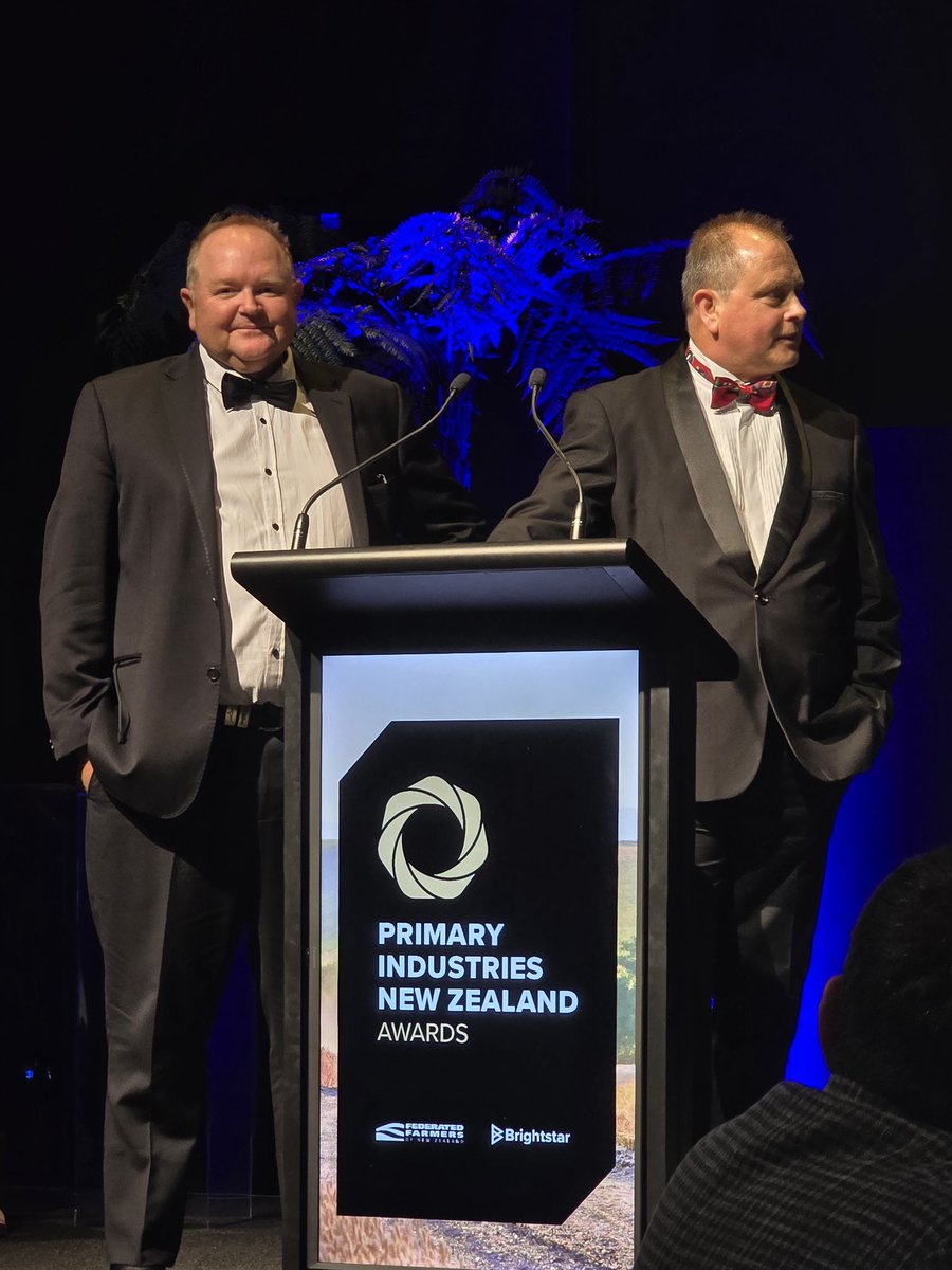 Cute couple 😍😀🤣🤣👏👏 <a href="/AlissaViolet/">alissa violet</a> <a href="/Pandasport/">Andrew Thompson</a> <a href="/rural_roundup/">The Rural Roundup</a> <a href="/OVERSEERLimited/">OVERSEER Limited 🧢</a>