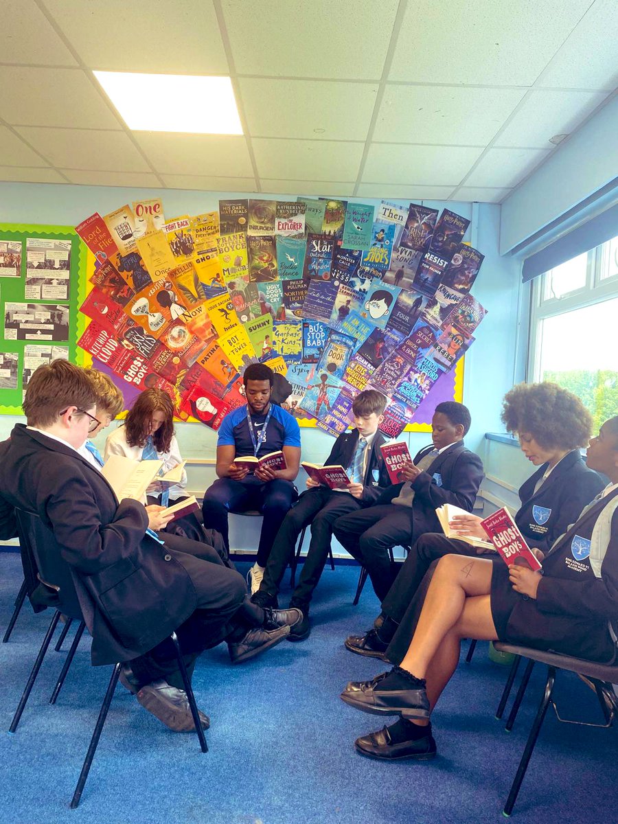 The #BooksAloud challenge means we will be listening to our pupils read aloud five times or more before the end of July! This campaign is designed to be inclusive of all reading abilities as it focuses more on listening and discussing, meaning everyone can get involved! 📕📗📘📙