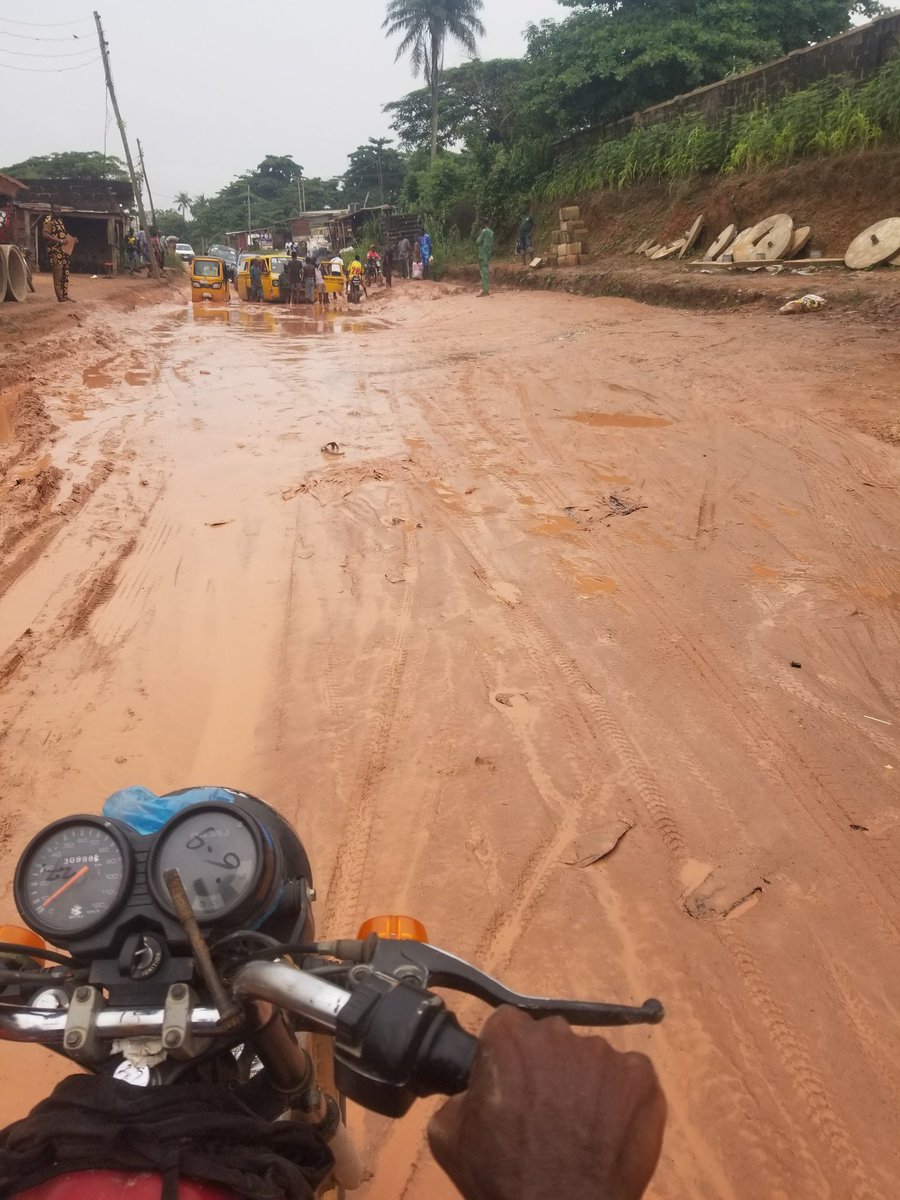 Balde_Arc's tweet photo. On the ogun state road issues ...
Every road is super bad.
This is this morning https://t.co/YHtwFtrgZ4