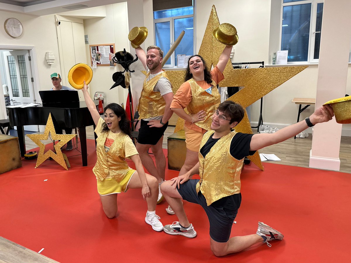 IT'S OPENING NIGHT &amp; It's sold out! I Wish My Life Were Like A Musical opens this evening to a sold out audience and there are not many tickets left for the rest of the week!

Book now before it's too late- hopemilltheatre.co.uk/event/i-wish-m… ✨