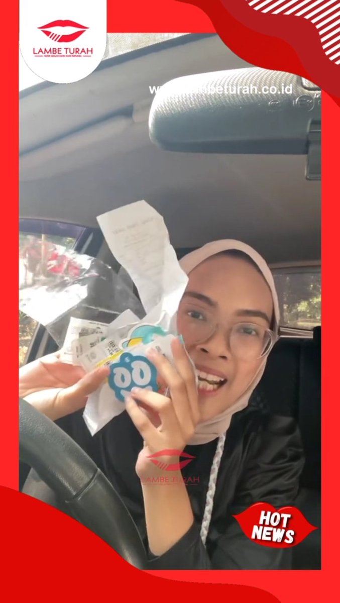 broreyyyy's tweet photo. Semua bill &amp; price tagnya di kumpulin &amp; dijadiin bingkisan buat ex. Istrinya❗😲

Gaada otak ni org. Padahal dia yg ajak anaknya nginep, pulang² malah ex. Istrinya di kasih bingkisan gitu.
Anak lu sendiri loh pak bkn anak org lain

Si mb jg nitipin bkn ke daycare tp ke bapaknya😮‍💨 https://t.co/DWY3FJvopg