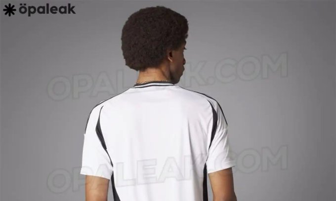 GReX4hBXcAE-R1C