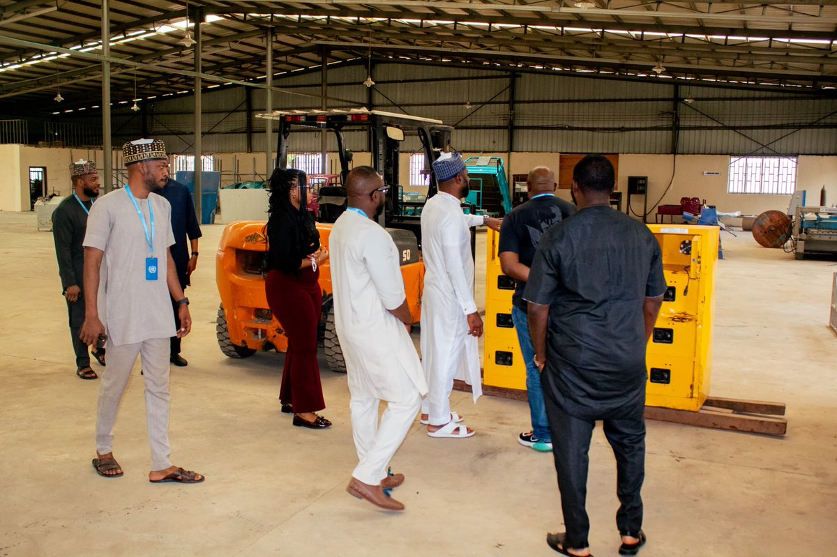 emvc_1's tweet photo. Wonderful visit to our mega factory by United Nation's Sustainable Energy for All (SEforALL) @SEforALLorg team and Nigeria's Energy Transition Office (ETO) from the Presidency.

We are grateful for all the support and we are excited to continue to grow together.
#emvc #seforall https://t.co/mygfyEGUDM