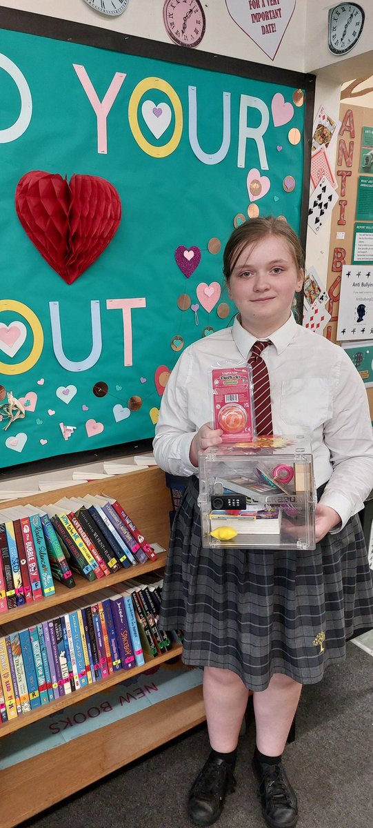 Congratulations to our student for successfully reading and quizzing, and for unlocking the box to win a prize! Keep up the great work by continuing to read and quiz, and you could be part of the reward afternoon!