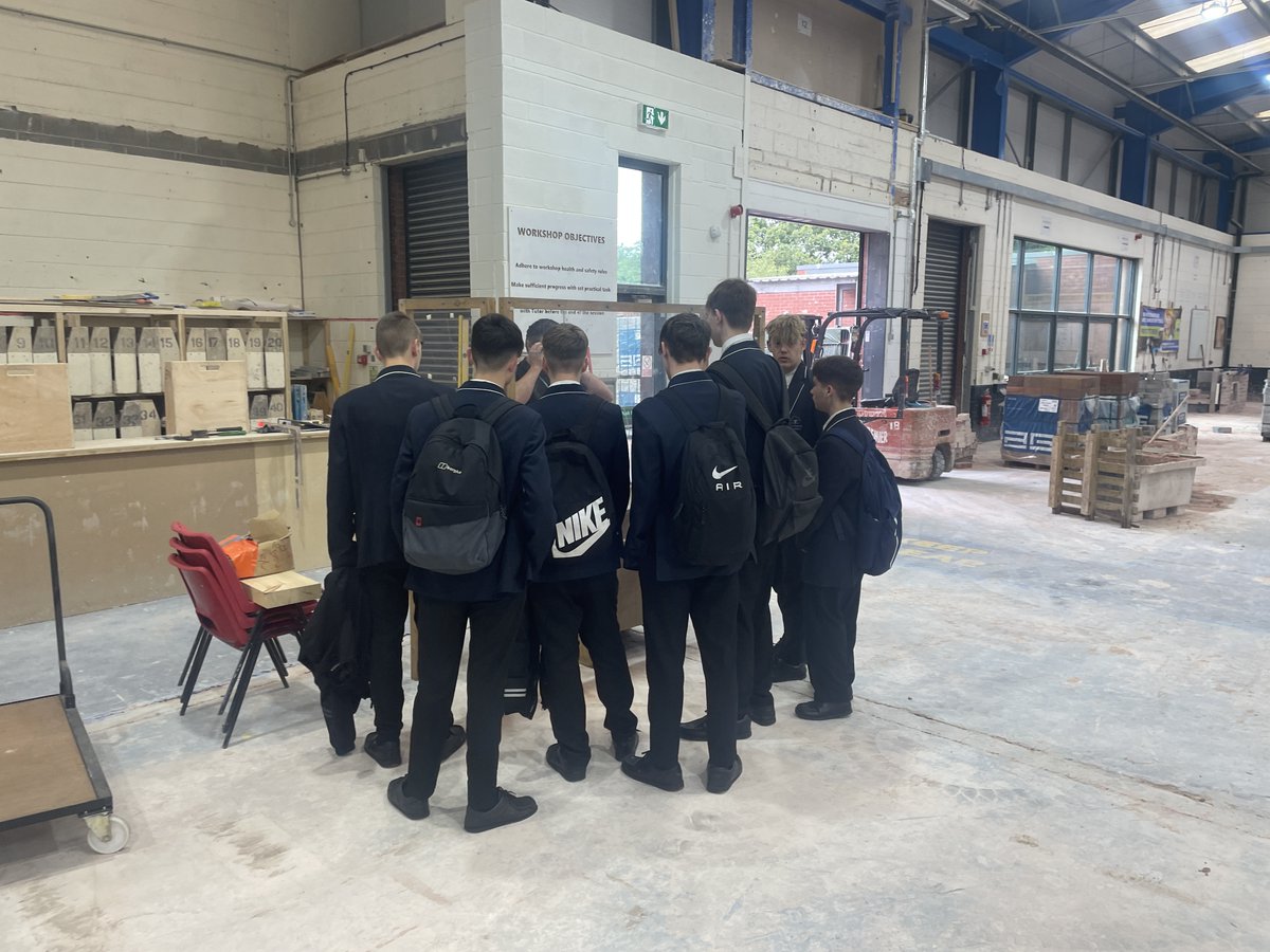 acc_academy's tweet photo. Having a great day with year 10 at #ACCROSS learning about college courses and apprenticeships for the future from those in the know. https://t.co/vnsAA9zmNh