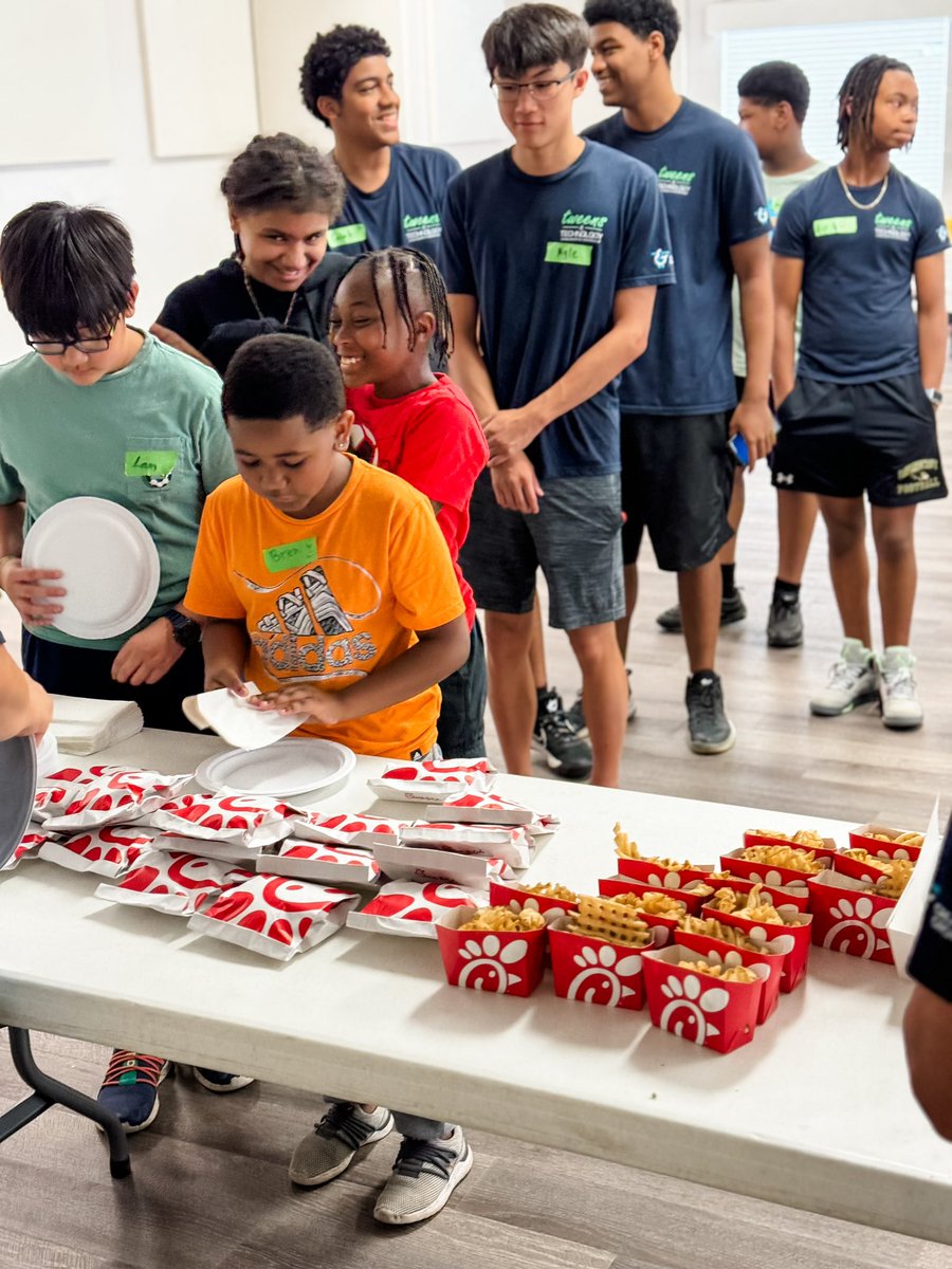 Tweens & Technology tweet media