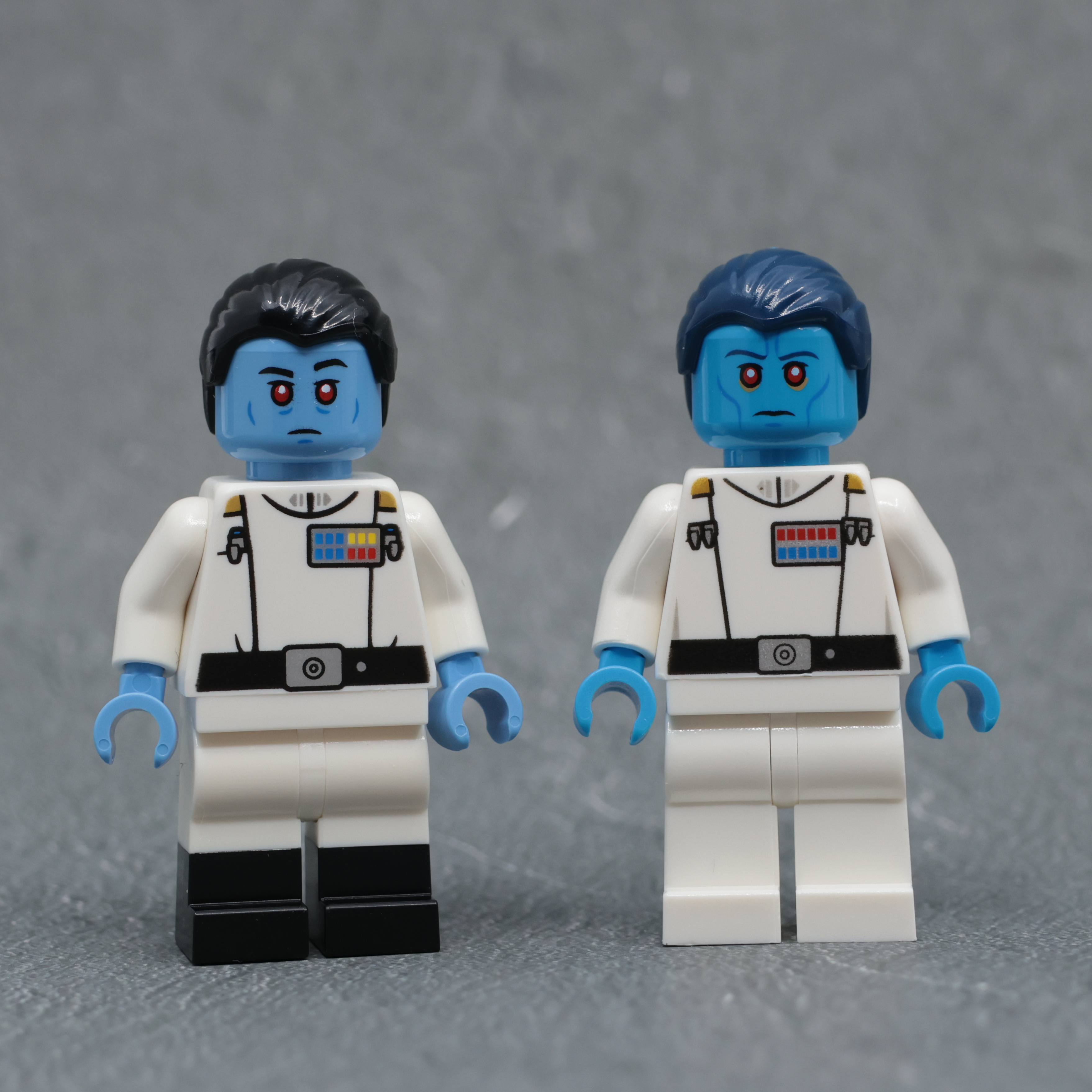 Jay Ong Jay s Brick Blog on X Here s a look at the new LEGO Grand Admiral Thrawn compared with the Rebels version. They re different shades of blue https t qPaizcyMYk X