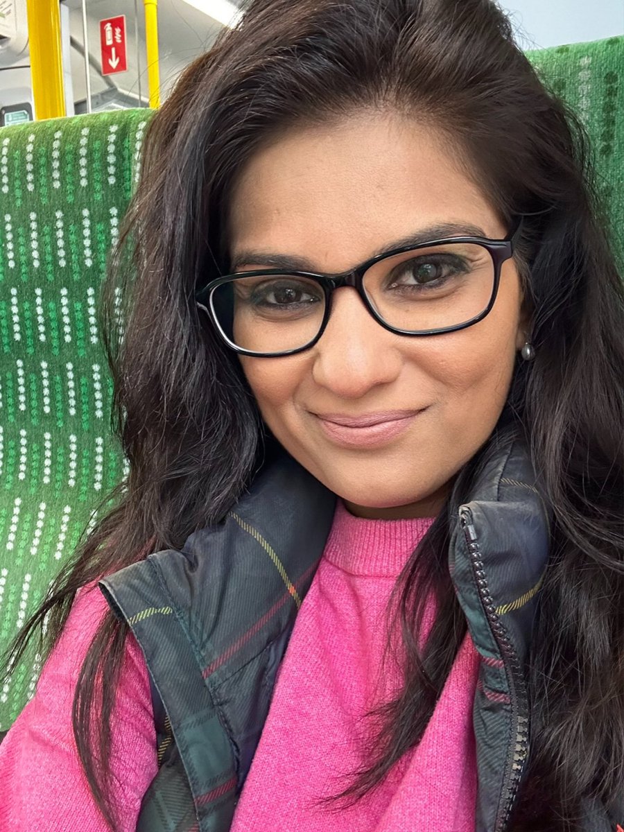 Loving the pressure of the last few days of an election campaign and getting all the literature out 😃 Was helping <a href="/Ben_Everitt/">Ben Everitt</a> in MK North this morning and now on a train to Birmingham. Back again later to finish letters for @iainastewart for Bucks and Bletchley. 
Few more days