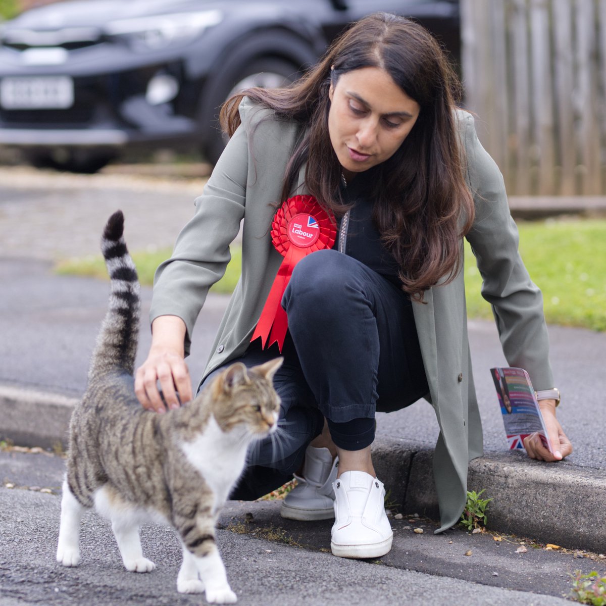 open_nottingham's tweet photo. Knives Out In Newark

While the media focuses on Lee Anderson's fate in Ashfield, over in Newark, Robert Jenrick is becoming increasing desperate as Labour's @Sajidah is on the verge of doing the unthinkable.

1/9 https://t.co/ty6WhHXpVv