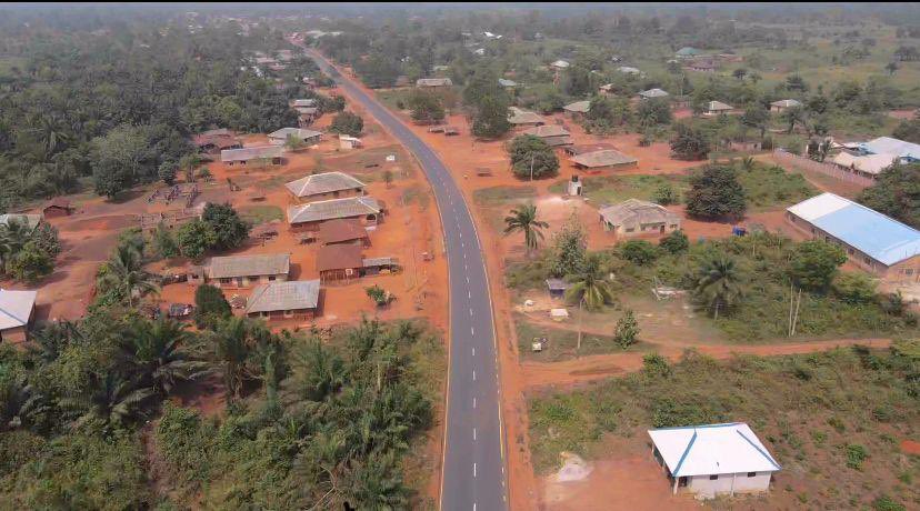 sfojoemmanuela's tweet photo. Ilase-Koko-Alari Road in Ipokia Local Government Area 

#DapoIsFixingOgunRoads
#OgunInfrastructureDevelopment
#OgunState 
#DapoAbiodun https://t.co/1HPDdlNGxh