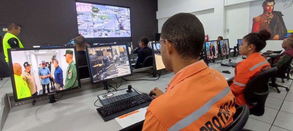 Se adelantan esfuerzos de atención médica, medicinas, alimentos,agua potable, enseres y refuerzos de personal de Bomberos y Protección Civil para labores de análisis evaluación de daños y mitigación; para la protección del pueblo sucrense.