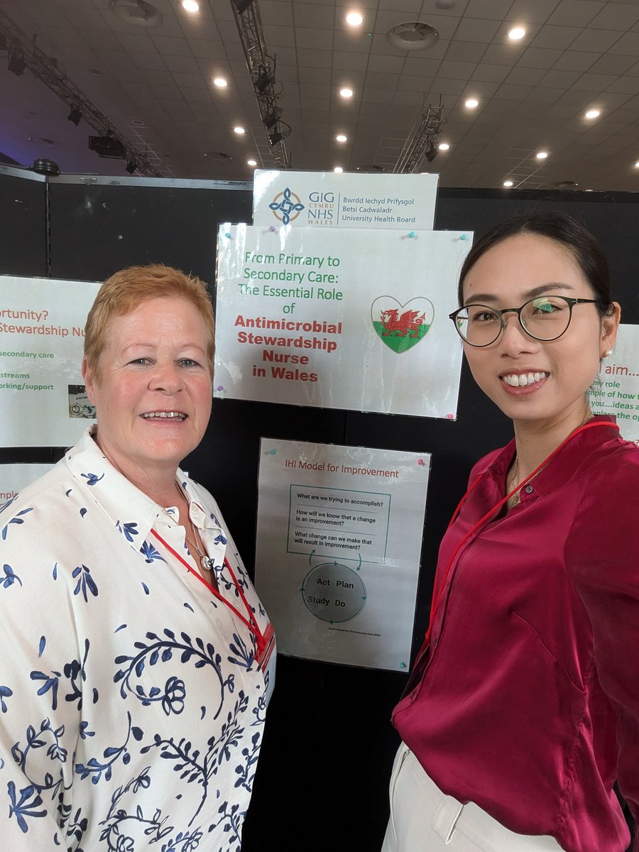 Cath and I are all ready to facilitate this afternoon breakout session #BestPracDay24 on the role of antimicrobial stewardship nurse <a href="/BetsiCadwaladr/">Betsi Cadwaladr</a> <a href="/AWTTCcomms/">All Wales Therapeutics and Toxicology Centre</a> <a href="/WelshAbx/">WAPG</a>