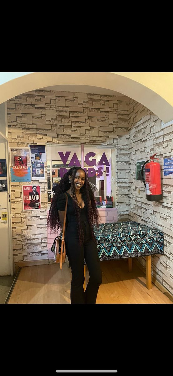 Sharon Nyambura has been picked up by plainclothes police in a white van in town

Amplify this

#releaseSharon
#freeSharon
#RutoMustGo