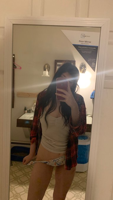 Goodmorning 😈🫣 https://t.co/OgoAXhumb5