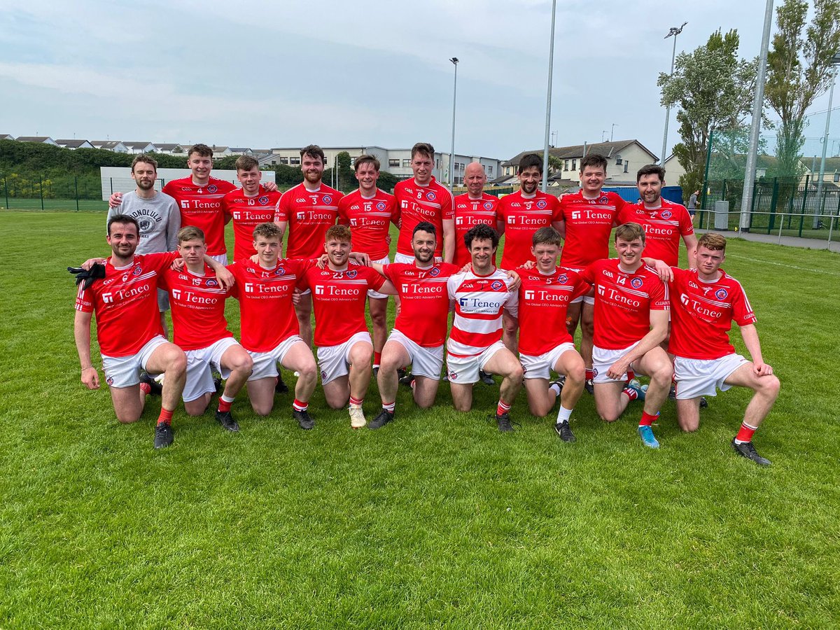 ClontarfGAAClub's tweet photo. Tonight is the final league game for the Men’s Division 8 Football team. 

A win would see the team crowned league champions. Come out and support the lads ! 

Clontarf v @Peregrinesgaa 
7.30pm
Pitch 35, St Anne’s Park

Junior football sponsored by @TeneoIreland  #AFL8 🔴⚪️ https://t.co/H1k3BFVApZ