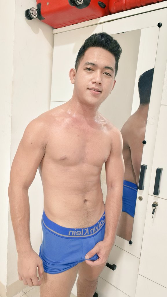 Kailani0909's tweet photo. After gym 😁 https://t.co/AsiAxWzymo