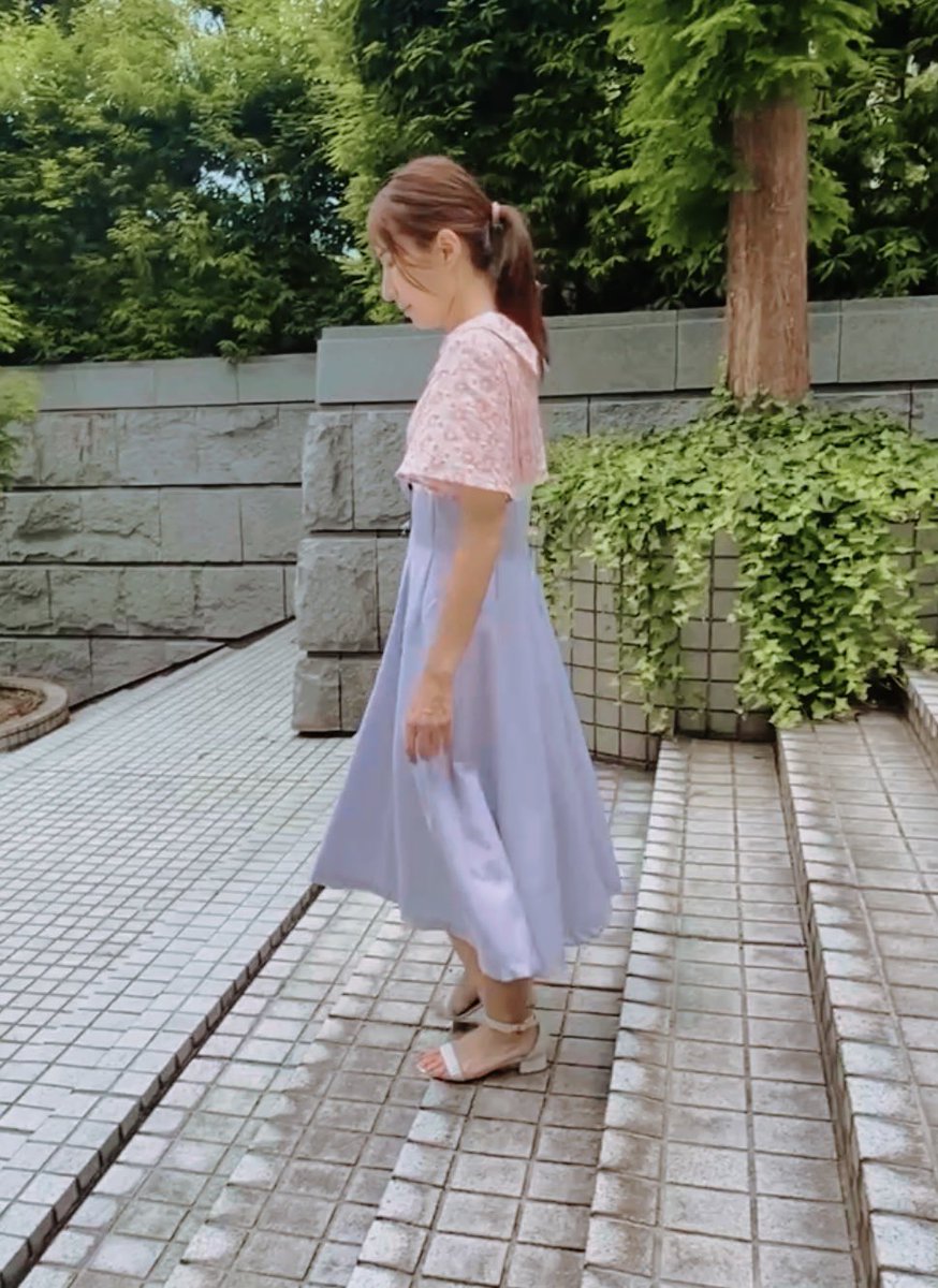 ラプンツェルイメージのワンピースはこのようになりました☺️✨(デザイン画から装飾はおとなしめ)