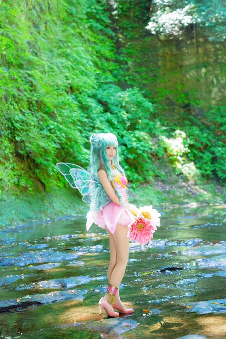 Twitterのコスプレ画像15