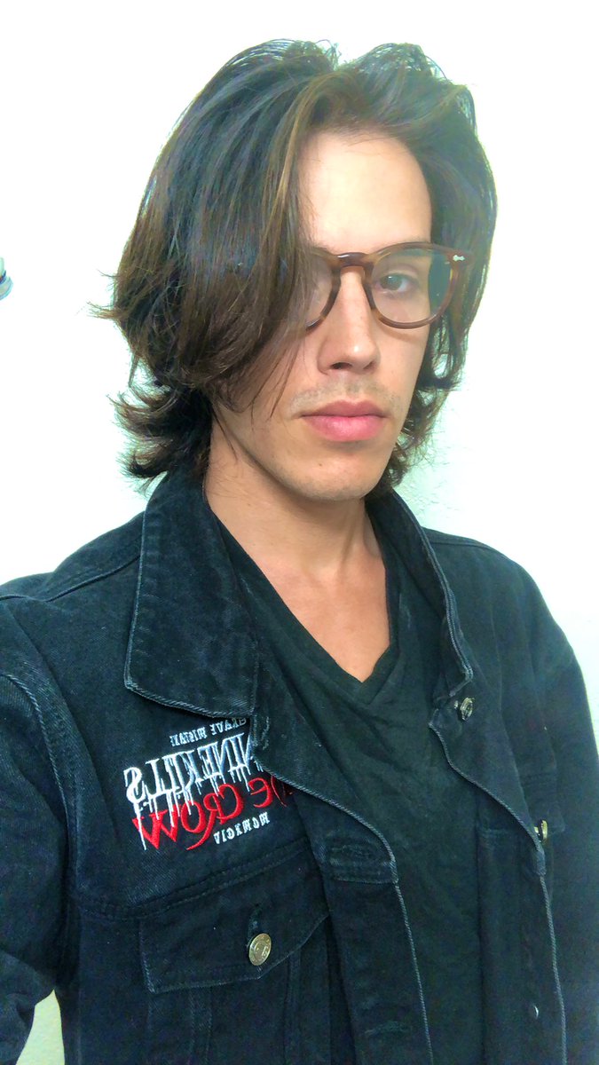 JordanFortiz's tweet photo. Modeled for a officially licensed shoot, and badass band? ✅
Featured in a music video from another Badass band? ✅
Hoping to check more boxes soon!
#Model #PowerofLove #loveislandusa #MerchModel #IceNineKills #TheCrow #PalayeRoyale #mucicvideo #actor #Hollywood #DreamBig #Elections2024 #scoutme #modelscout #goth