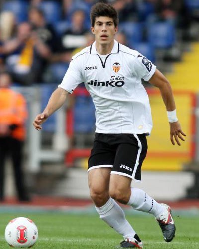 Hoy cumple 34 años Alejandro Quintanilla Urionabarrenetxea, ex-defensa central del Mestalla. Llegó a disputar un total de 7 amistosos con el Valencia CF entre 2012 y 2013. ¡Felicidades <a href="/alexkintanilla/">Alex Quintanilla</a>!