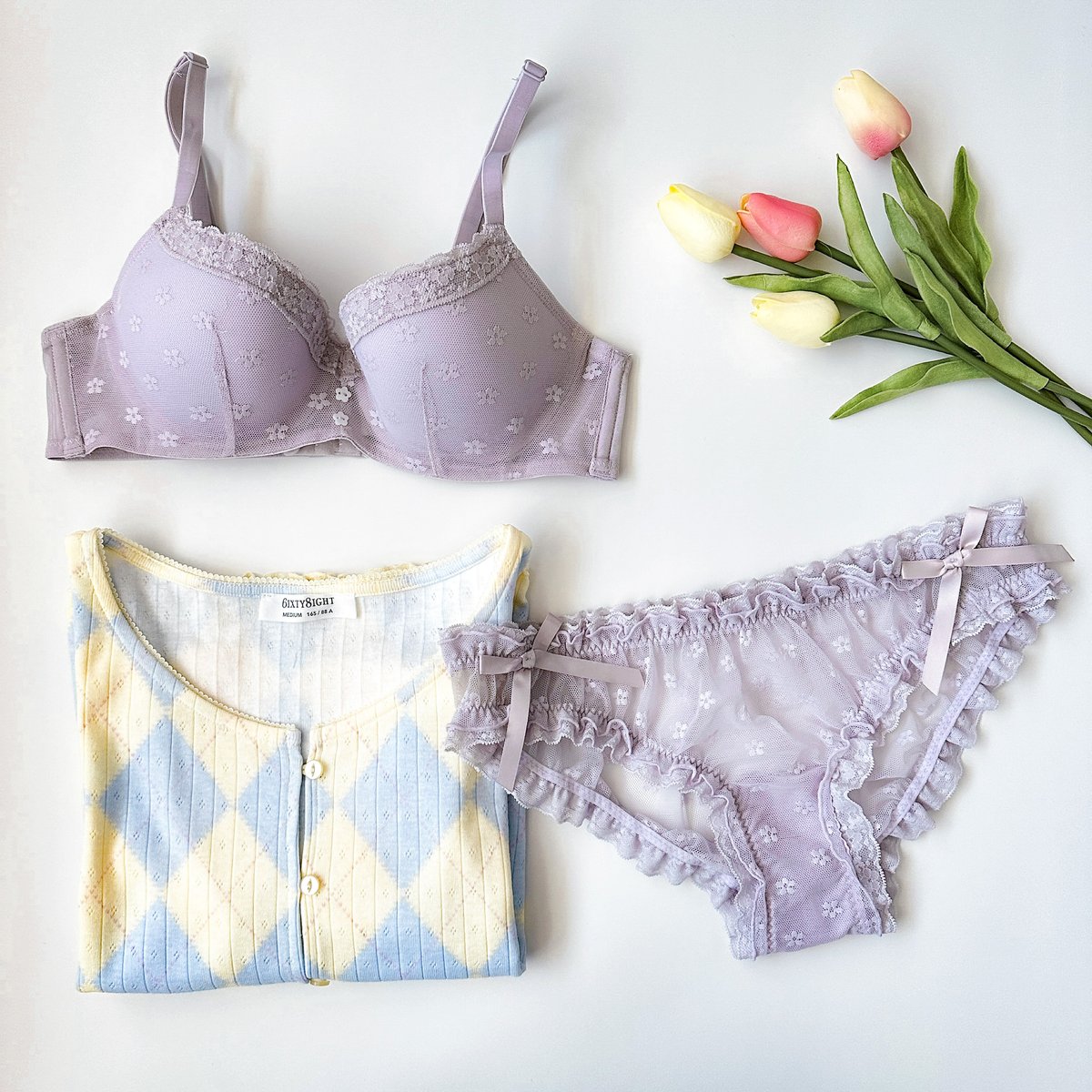 6IXTY8IGHT tweet media