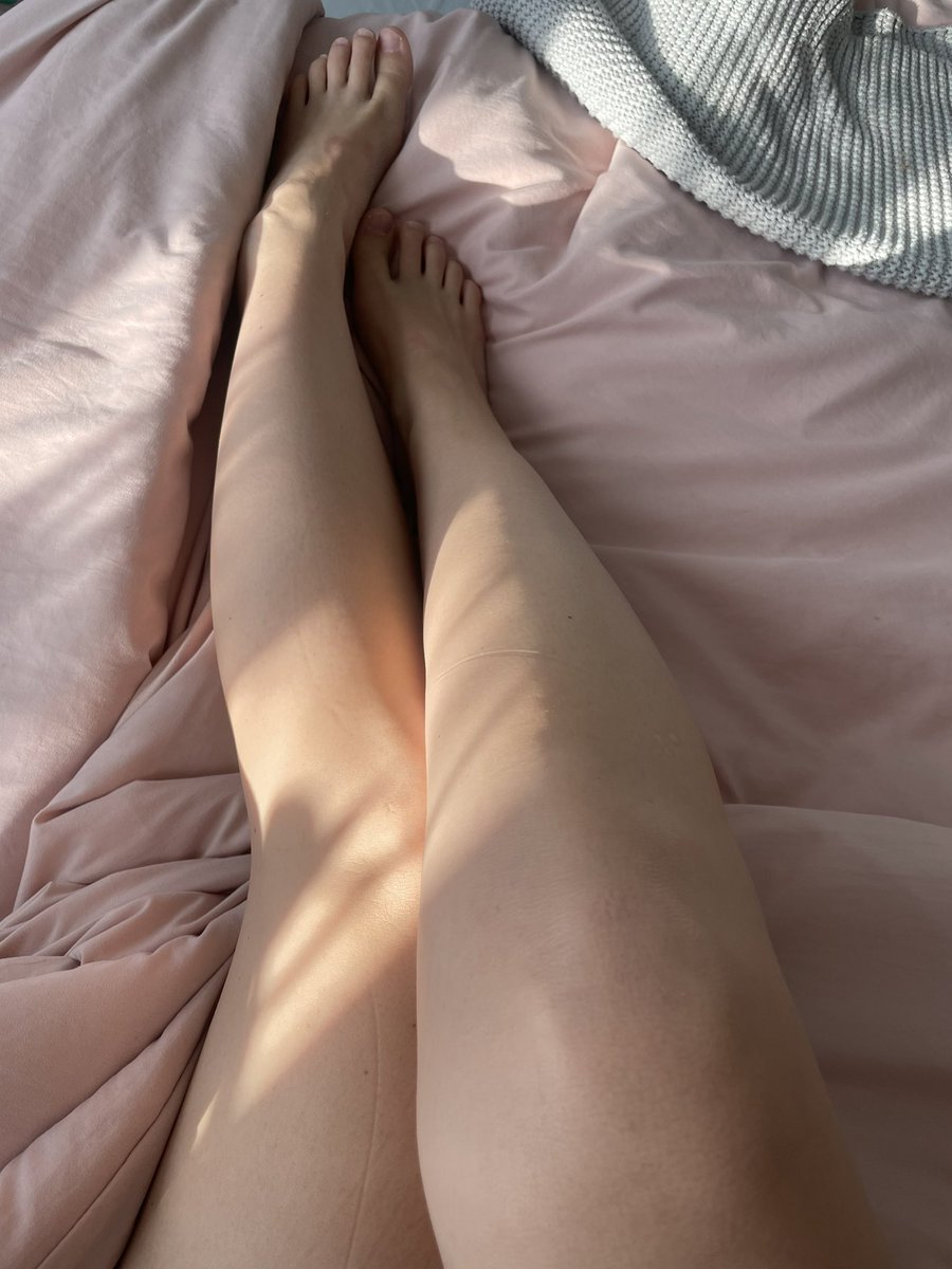 SpanishGirl_13's tweet photo. What a beautiful morning for you to drop your money in my account. https://t.co/3sMxmRSxyC