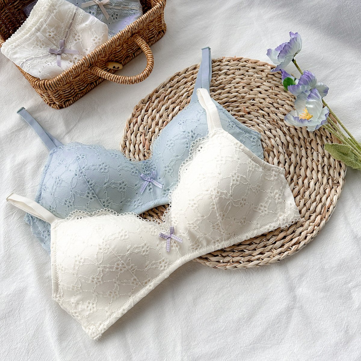 6IXTY8IGHT tweet media