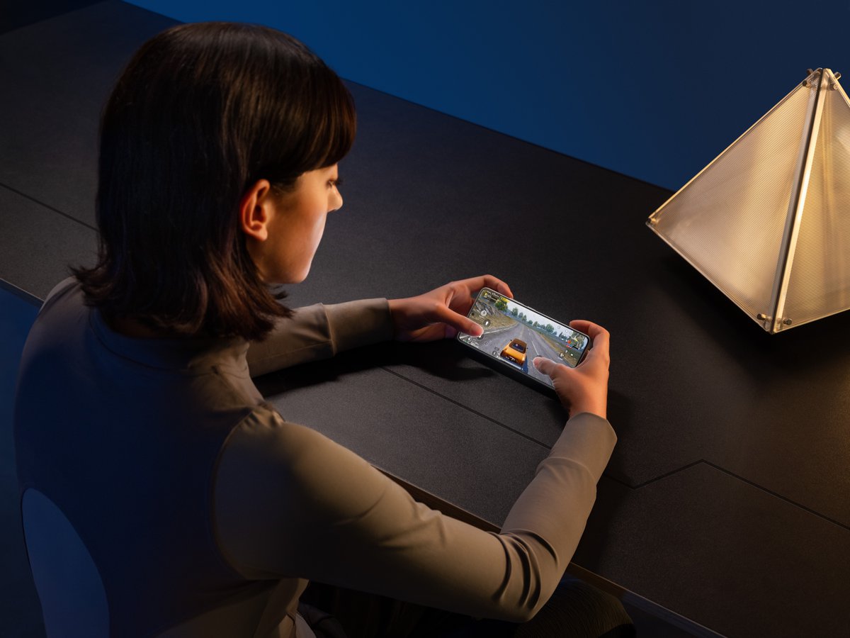 pocouk's tweet image. Spending your day and night with our powerful #POCOF6Series smartphones.