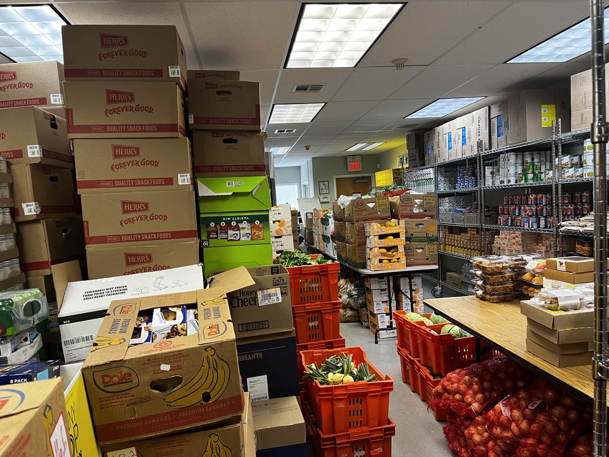 KimGuadagnoNJ's tweet photo. We are ready for our 4th of July Distribution here in Asbury Park this morning . Everyone should be able to celebrate. More to follow. @mercycenternj #ServingAll @vingopal @amyquinn @News12NJ @NJSpotlightNews https://t.co/nhNxBdMDFL