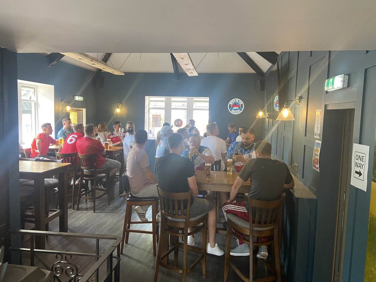 The Ball Inn tweet media