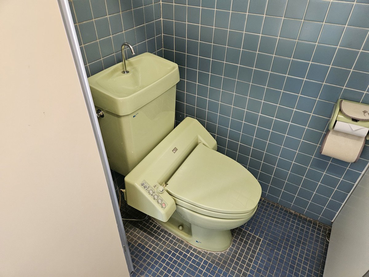 珍品】シャワートイレHⅠ 1986年から1988年まで販売されていた、昭和な