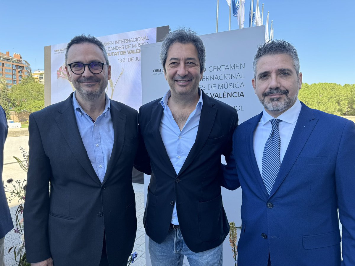BarreraSimo's tweet photo. Hoy hemos presentado el 136º Certamen Internacional de Bandas de Música “Ciudad de Valencia”. 

Un evento que refrenda nuestra cultura musical y que nos hace únicos en España. https://t.co/nJzP3iYT5Q