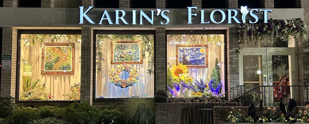 Have you ever wondered about the inspiration behind the windows at Karin's? Read our latest blog post to learn more: karinsflorist.com/blog/art-in-bl….