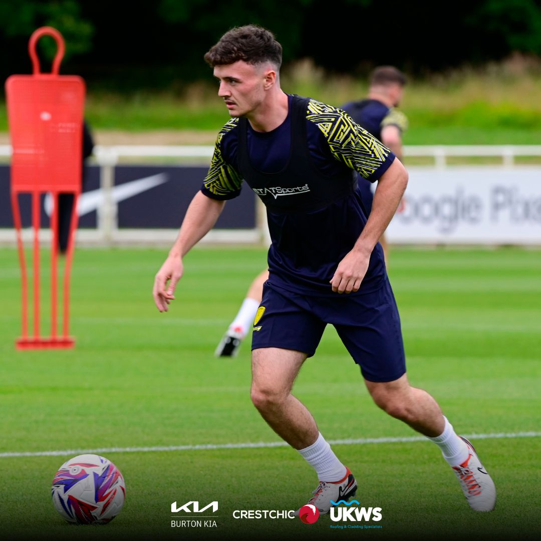 burtonalbionfc's tweet photo. The hard work starts now 😤 

#BAFC https://t.co/XFHmARmyLD