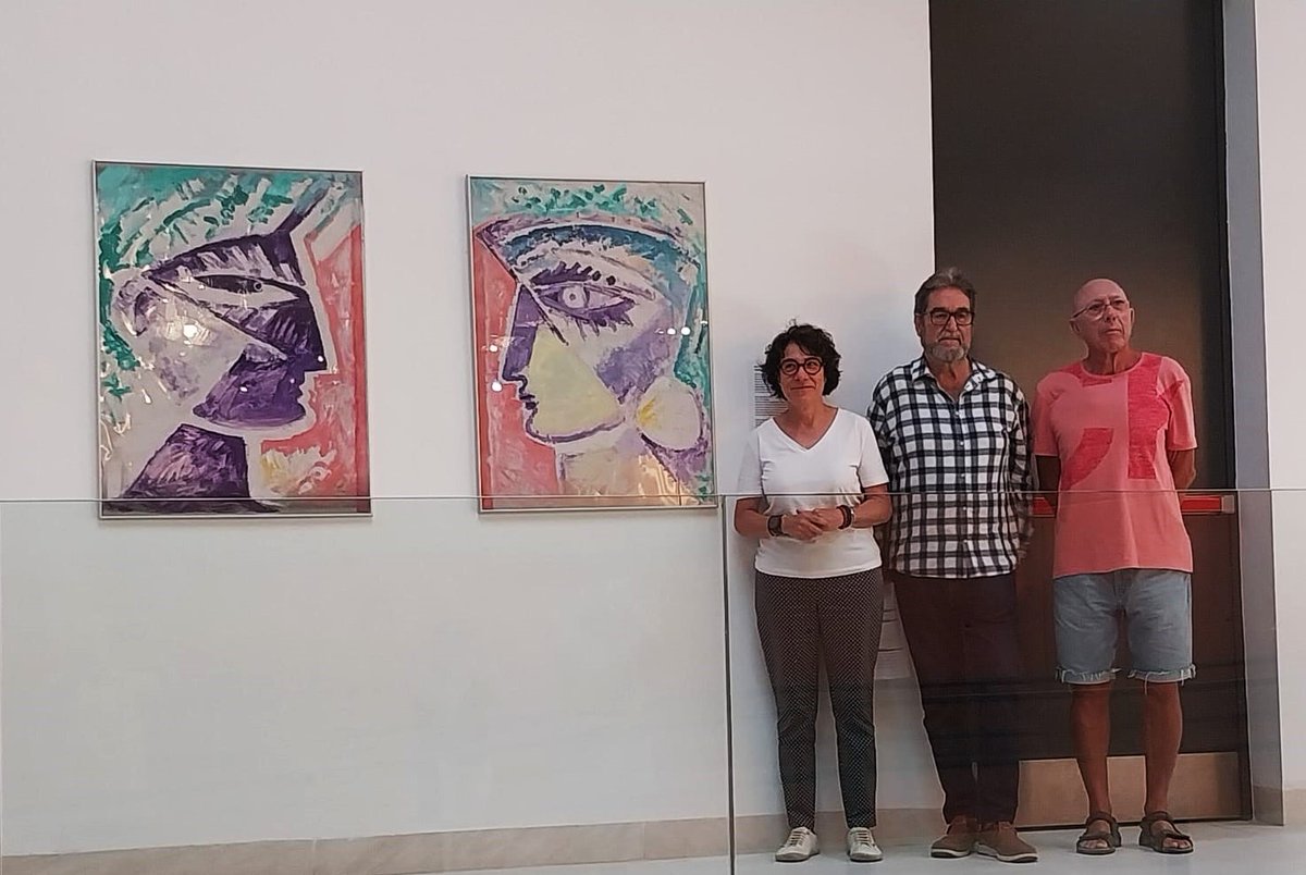 Vilamuseu recibe dos obras pictóricas del pintor José Piqueras que formarán parte de la exposición permanente dedicada a los artistas vileros.
villajoyosa.com/noticias/ver_n…