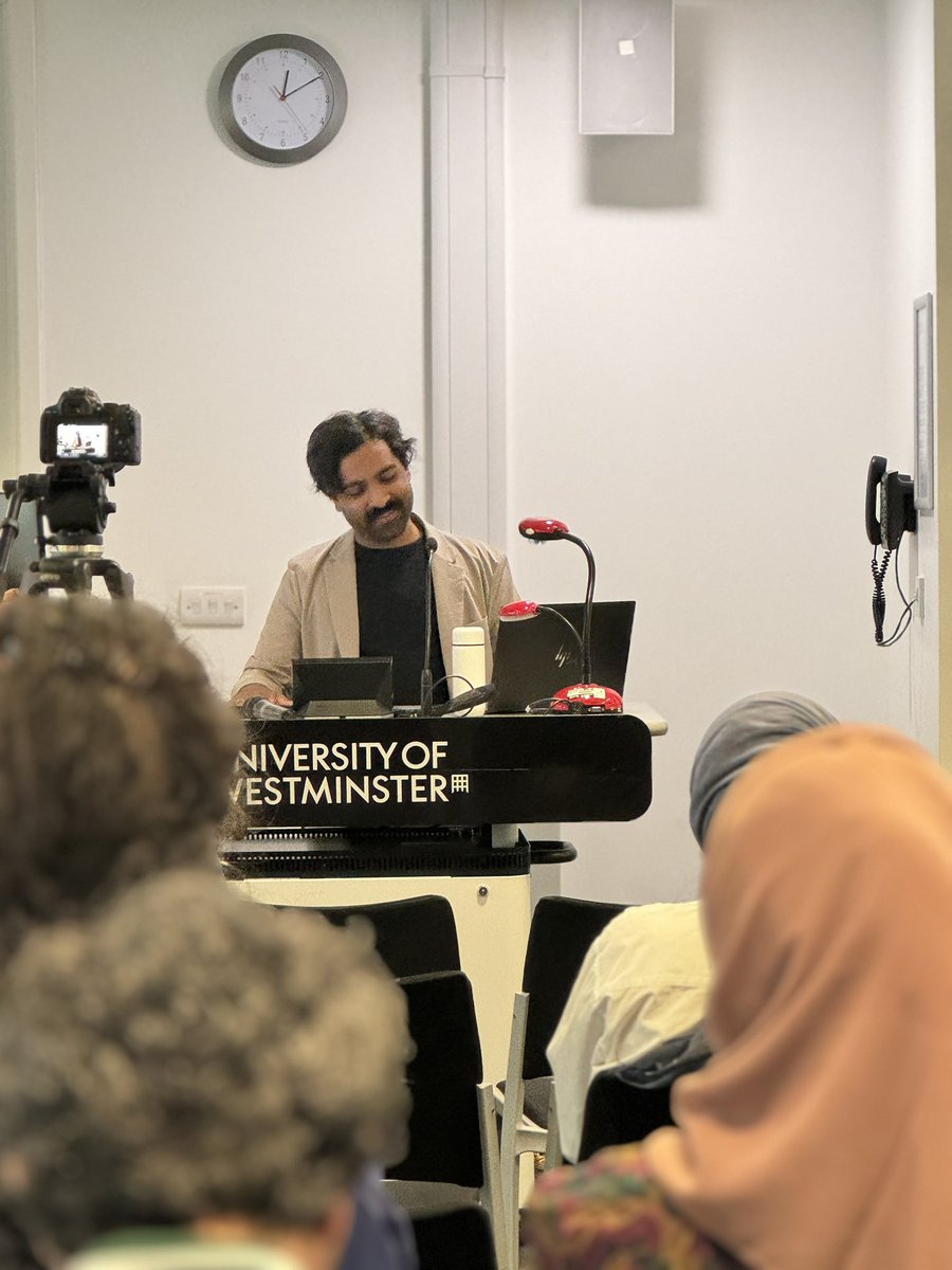 EverydayMuslim (@everyday_muslim) on Twitter photo <a href="/Sariya_CC/">Sariya C-C</a> <a href="/bhamji4/">Talha bhamji</a> @HassanEVawda speaks about discovering archives about Muslim artists at the Tate and his disappointment at the lack of information about the artist but finds correspondence questioning the importance of his work. <a href="/Sariya_CC/">Sariya C-C</a> <a href="/bhamji4/">Talha bhamji</a> @HassanEVawda speaks about discovering archives about Muslim artists at the Tate and his disappointment at the lack of information about the artist but finds correspondence questioning the importance of his work.