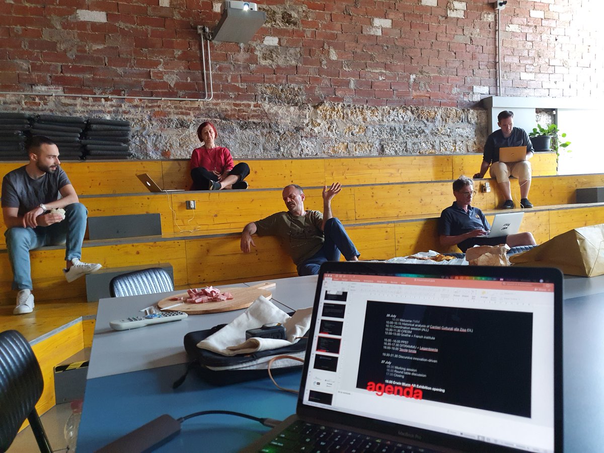 DARIAHeu's tweet photo. One more #DARIAH10 moment captured by our vibrant Working Group community! 

🗓️This UDigiSH WG workshop took place in 2021 in Palermo, Sicily. 
🔎Its topic?The use of crowdsourcing&amp;AR tool for co-designing the re-use of abandoned industrial built heritage. @ArtopoulosG https://t.co/7pvVNBN7hK