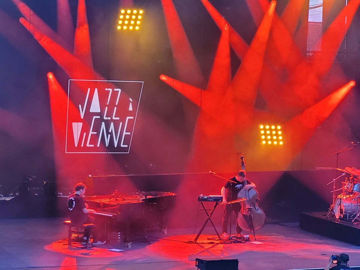 Herve Cretin tweet media