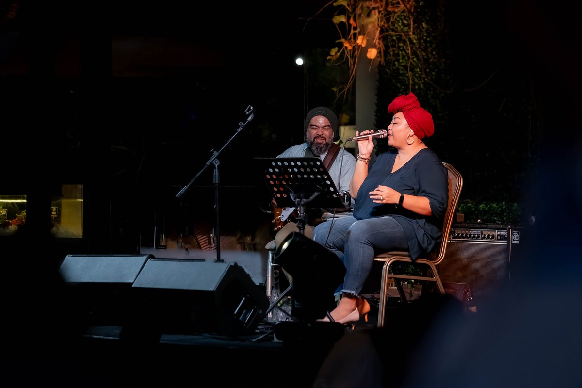 KempinskiBali's tweet photo. This month, Jazz by the Sea was another exciting celebration of jazz music where @astridpiano , @iragatrio , and @diga_aja delivered a special performances, while @reefbeachclub showcased their culinary specialities to enhance the celebration and beachfront experience. https://t.co/hdwU3CriCC