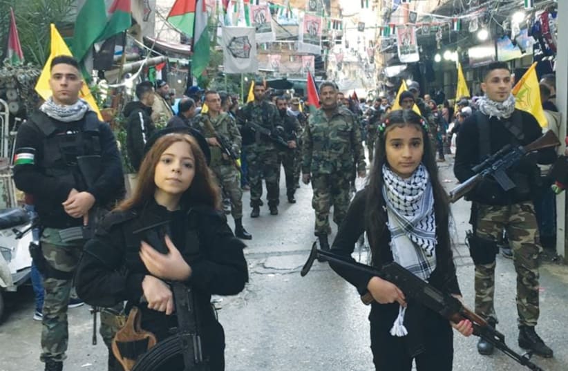 DaTan72881's tweet photo. @IdoHalbany use children as soldiers https://t.co/4QE7b2BHrK