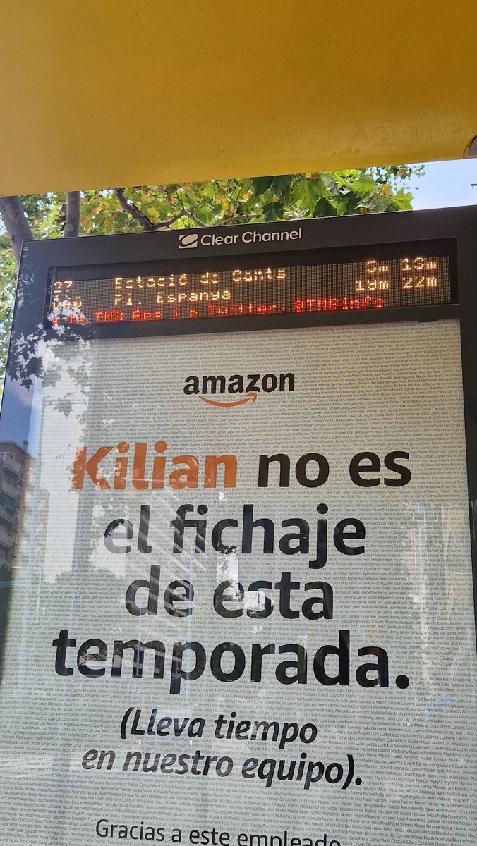 Maaartuchi's tweet photo. @TMBinfo segon dia que em trobo amb aquests temps d'espera per agafar el D40, es vergonyós, ahir 29min #busbarcelona #metrobarcelona #tmbinfo https://t.co/n90X4pumyc