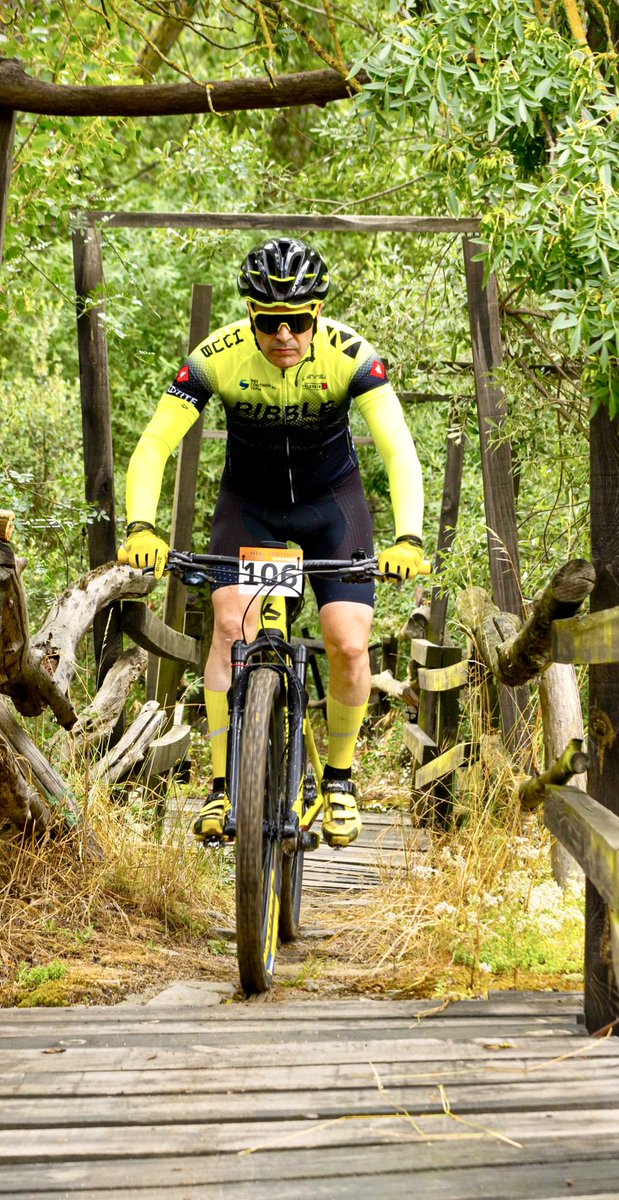 El paso por el puente de madera sobre el río eresma en BTT La Péguela Navas de Oro 😍😍😍