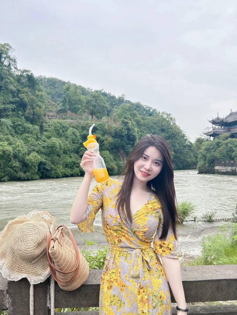 RossJennel99248's tweet photo. 七月是一个很好的旅行季节 https://t.co/2Gj9hq1GON