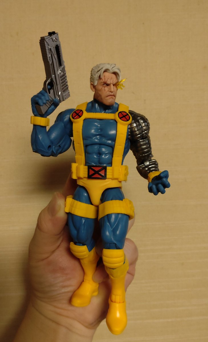 マーベルレジェンド ブラスター マーベルレジェンド、ザブビルドのケーブル。 このケーブルに持たせ